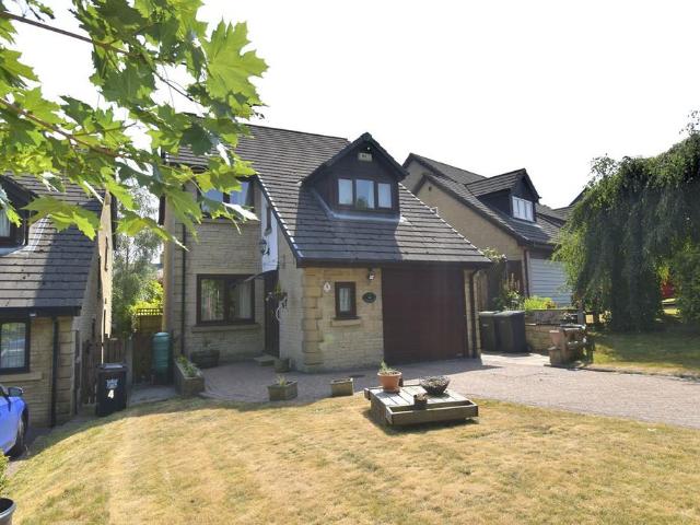 House for sale in Buxworth, Charlesworth