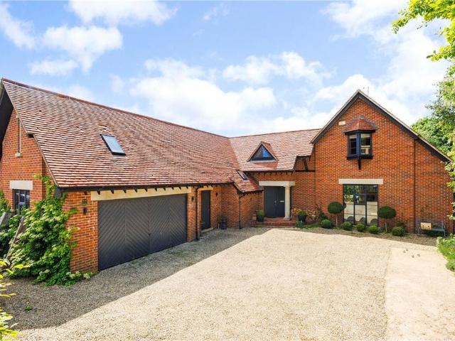 House for sale in West Overton, Lockeridge