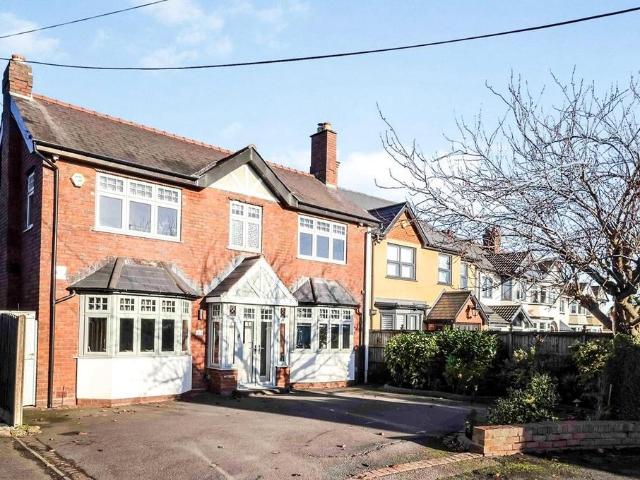 House for sale in Shell Corner, Halesowen