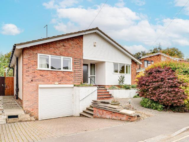 House for sale in Five Acres, Hertfordshire