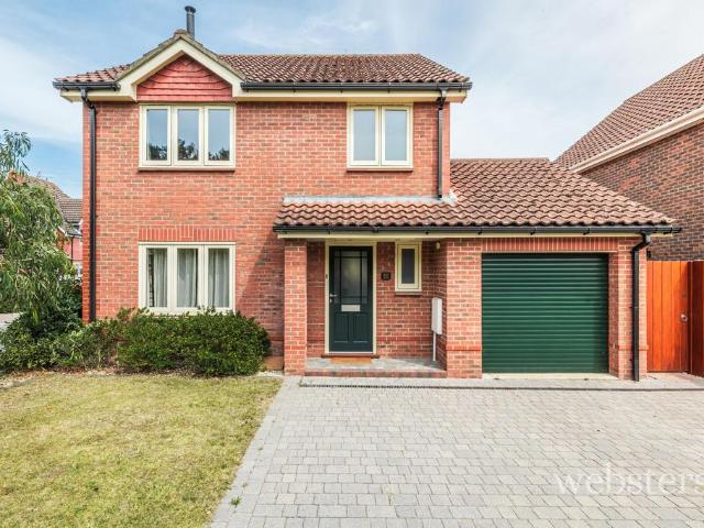 House for sale in Crostwick, Norfolk