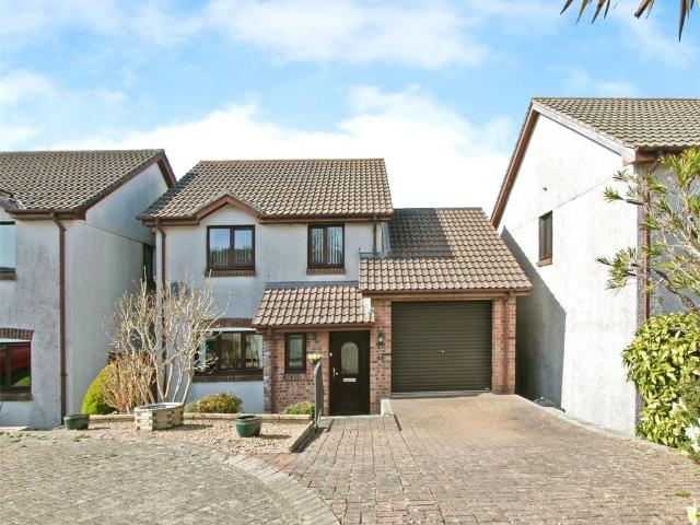 House for sale in Roseworthy, Cornwall