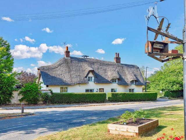House for sale in Stow Longa, Huntingdon