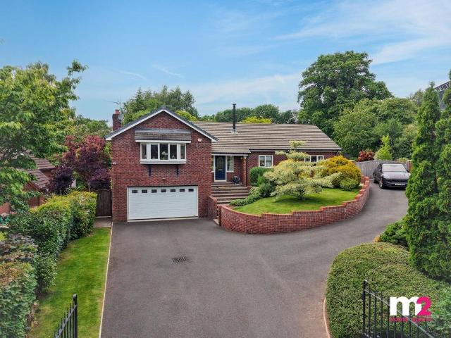 House for sale in Llanbadoc, Wales