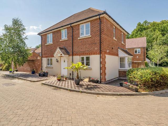 House for sale in Bracknell