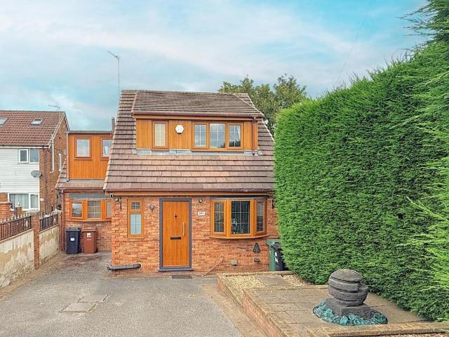 House for sale in Drighlington