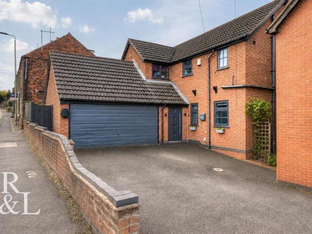 House for sale in Thringstone, Leicestershire