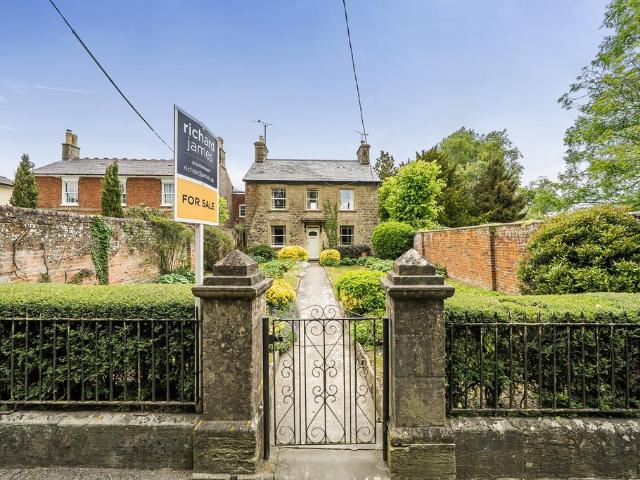 House for sale in Purton, Wiltshire