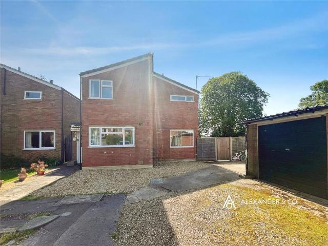 House for sale in Adstock, Buckinghamshire