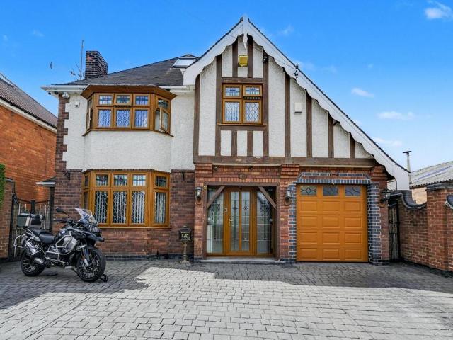 House for sale in Caldermill, East Midlands