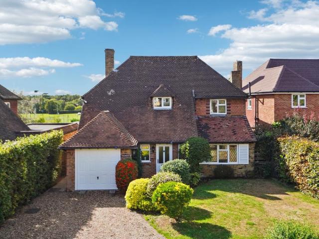 House for sale in Farnham Common, Buckinghamshire
