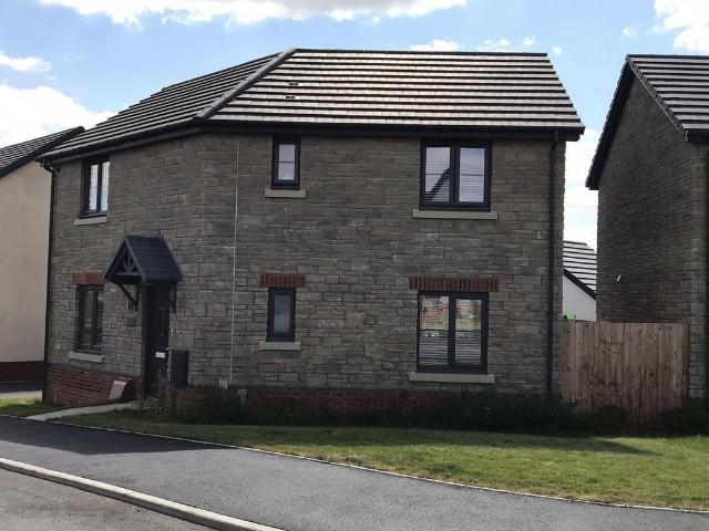 House for sale in Newcastle Higher, Aberkenfig