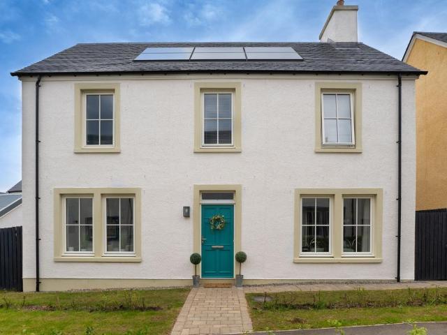 House for sale in Tornagrain, Scotland