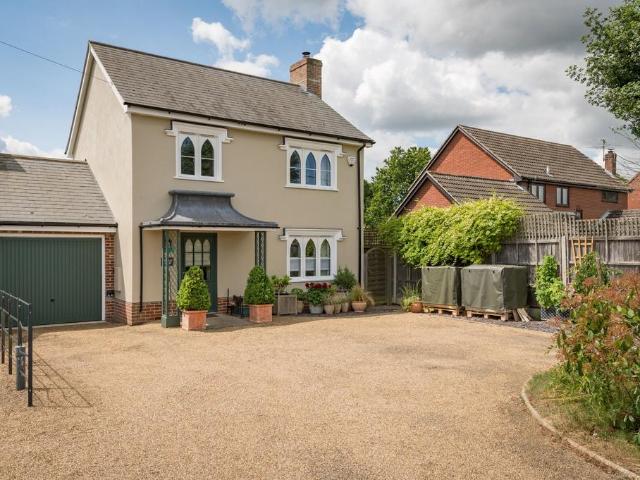 House for sale in Chelmondiston, Suffolk