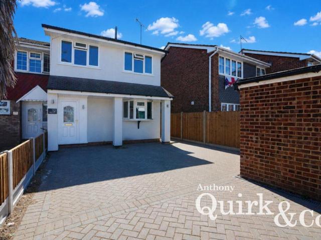 House for sale in Canvey Island