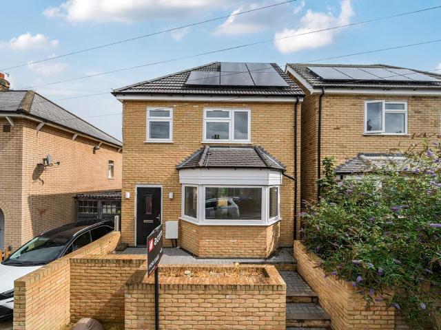 House for sale in Belvedere, Greater London