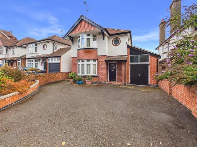 House for sale in Wotton Pitch, Gloucester