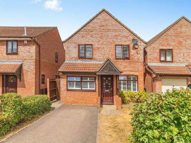 House for sale in Fenny Stratford, Milton Keynes