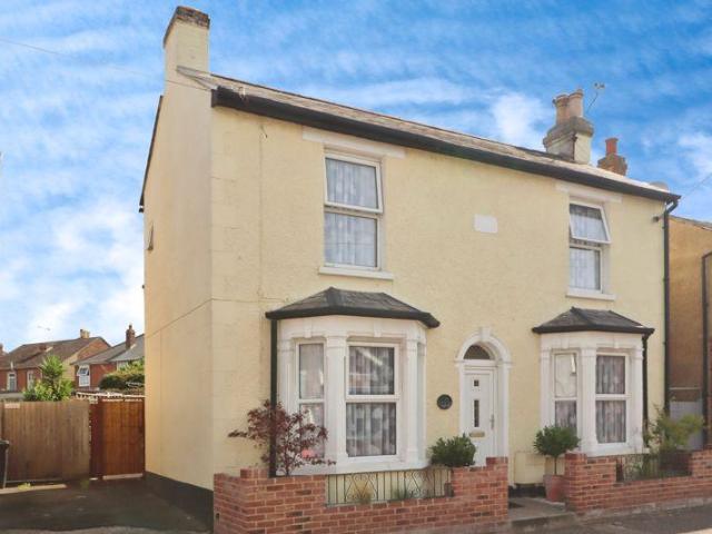 House for sale in Brightlingsea, Dale Hill