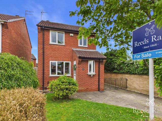 House for sale in Clifton Moor, High Field