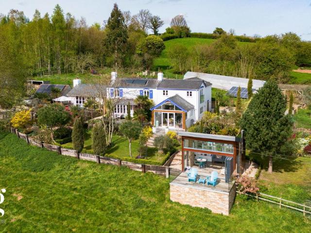 House for sale in Little Cowarne, Stoke Lacy