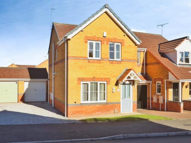 House for sale in Creswell Model Village, Bolsover