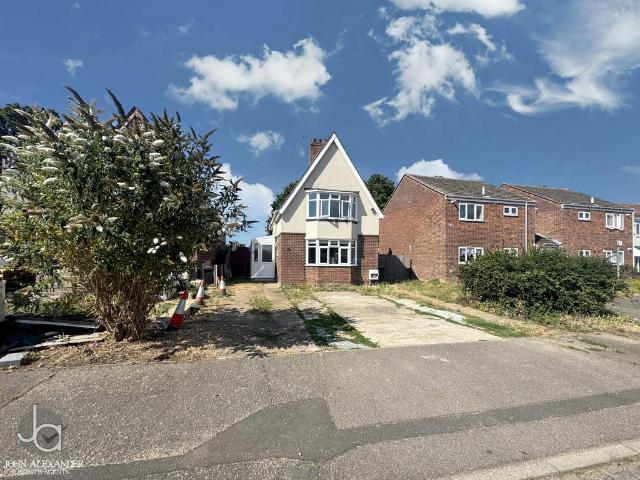 House for sale in Little Oakley, Dale Hill