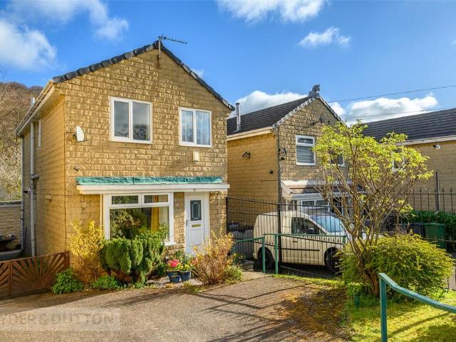 House for sale in Birkby, Huddersfield