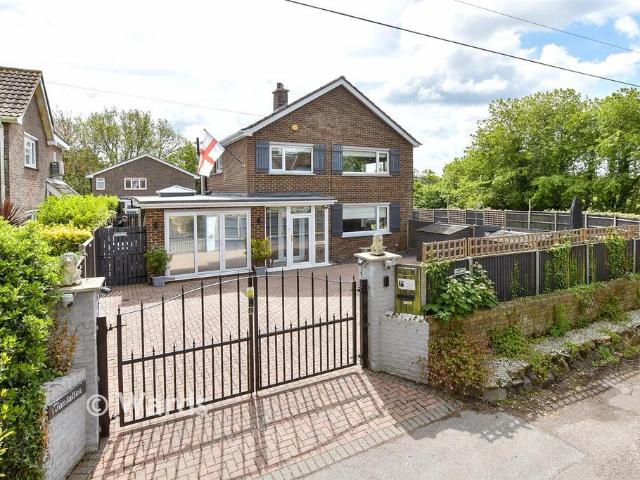 House for sale in Northbourne, Ash