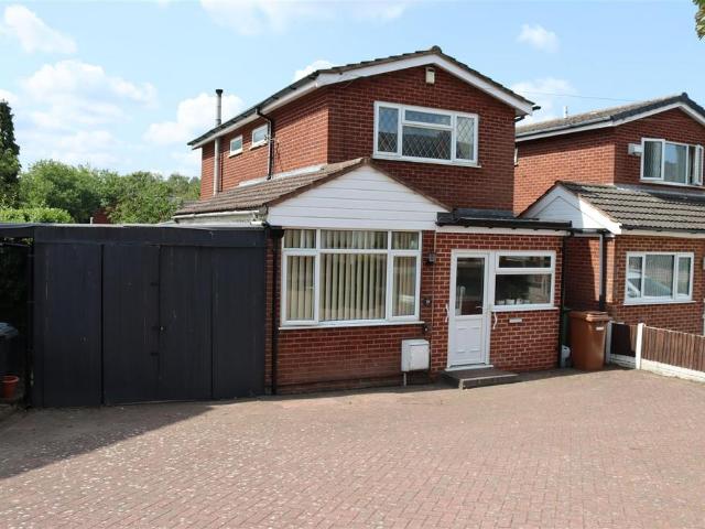 House for sale in Brownhills, West Midlands