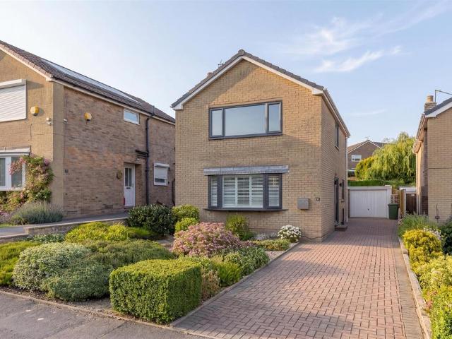 House for sale in Mirfield, West Yorkshire