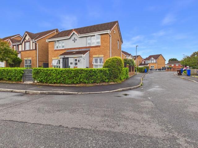 House for sale in Droylsden, Tameside