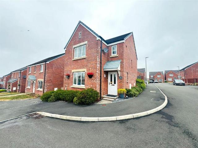 House for sale in Llangyndeyrn, Carway