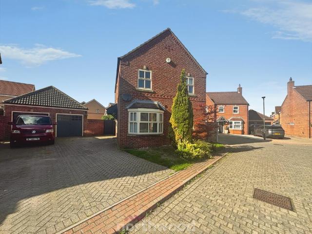 House for sale in Dunscroft, Doncaster