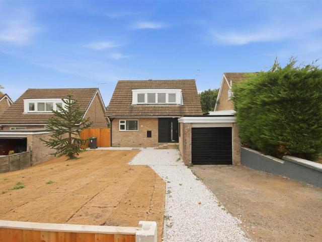 House for sale in Loundsley Green
