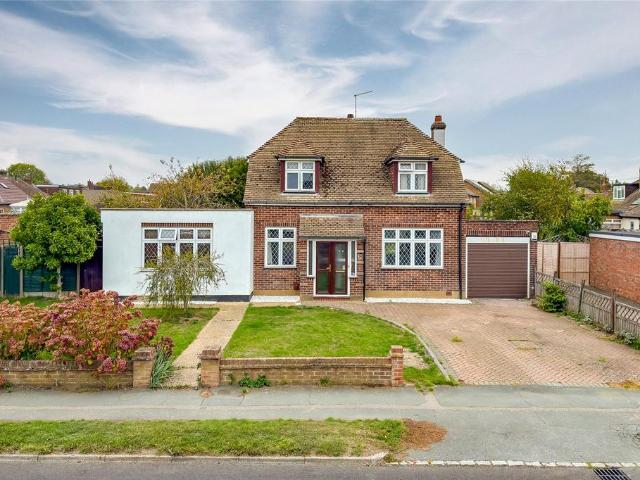 House for sale in Aley Green, Caddington