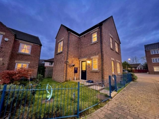 House for sale in Westoe, South Shields