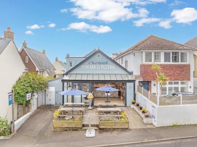 House for sale in Charmouth