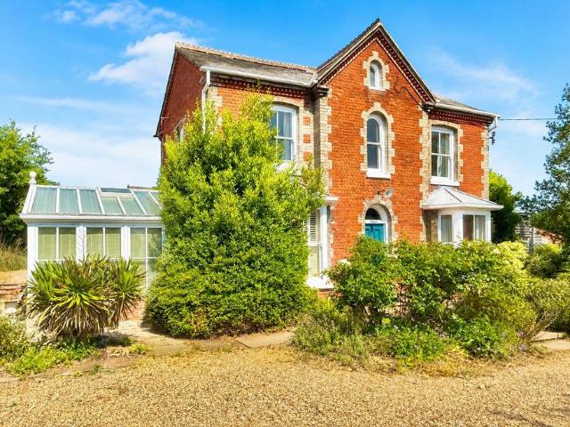 House for sale in Bedingfield, Suffolk