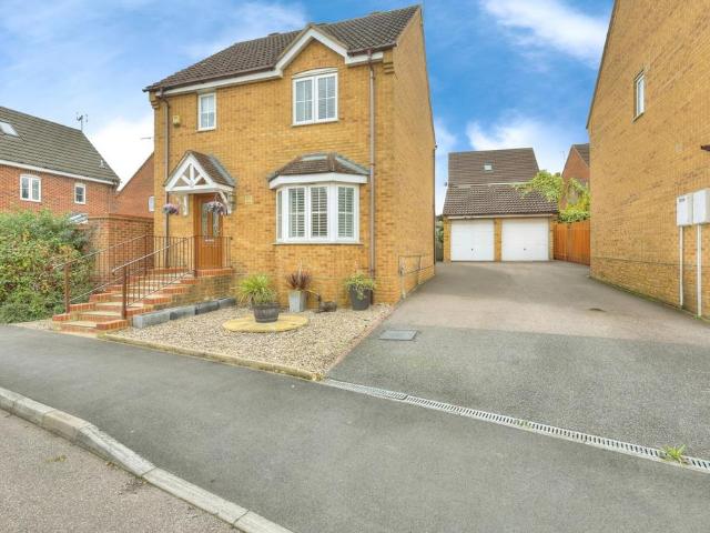 House for sale in Redhill Grange, Wellingborough