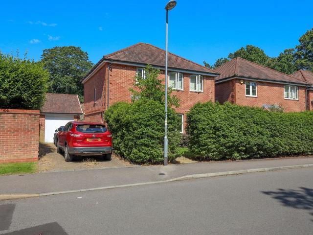 House for sale in World's End, Perryfields