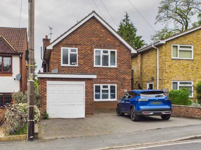 House for sale in Pouchen End, Hertfordshire