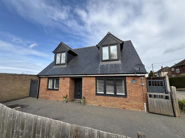 House for sale in Stanford On Avon, Leicestershire