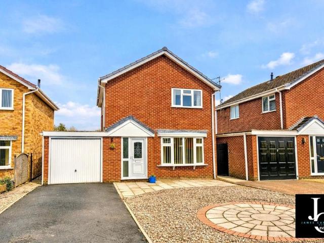 House for sale in Hills Lane, Madeley