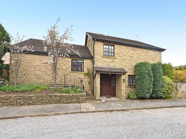 House for sale in Charlesworth, East Midlands