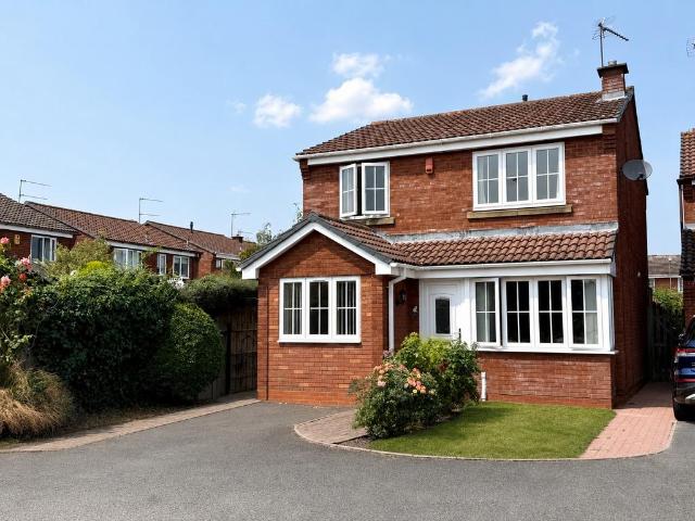 House for sale in Alderminster, Warwickshire