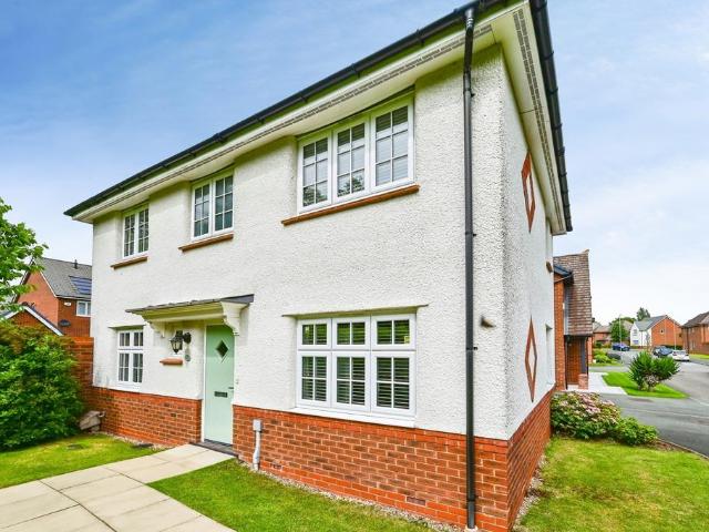 House for sale in Swanside, Knowsley