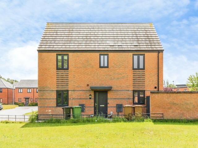 House for sale in Glenvale Park, Wellingborough