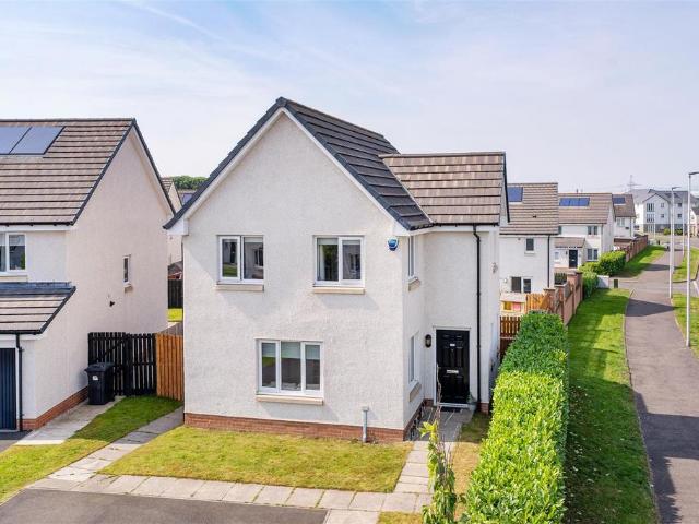 House for sale in Eastfield, Cambuslang