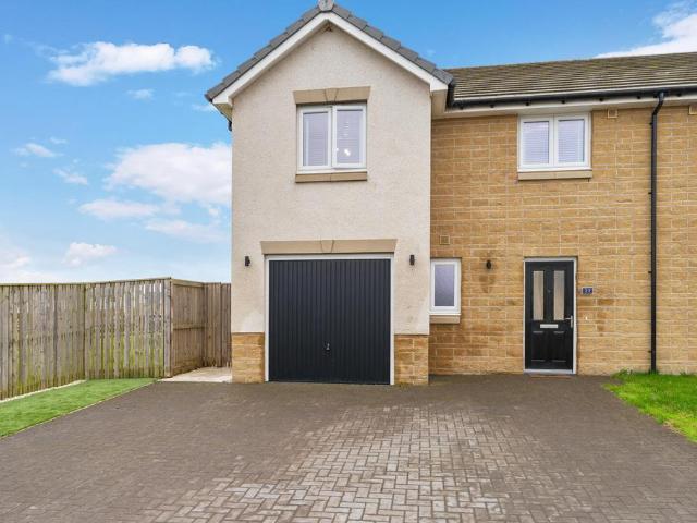 House for sale in Glenboig, North Lanarkshire